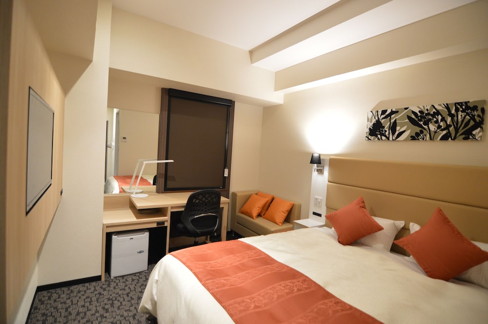 Queen's Hotel Chitose 27/58