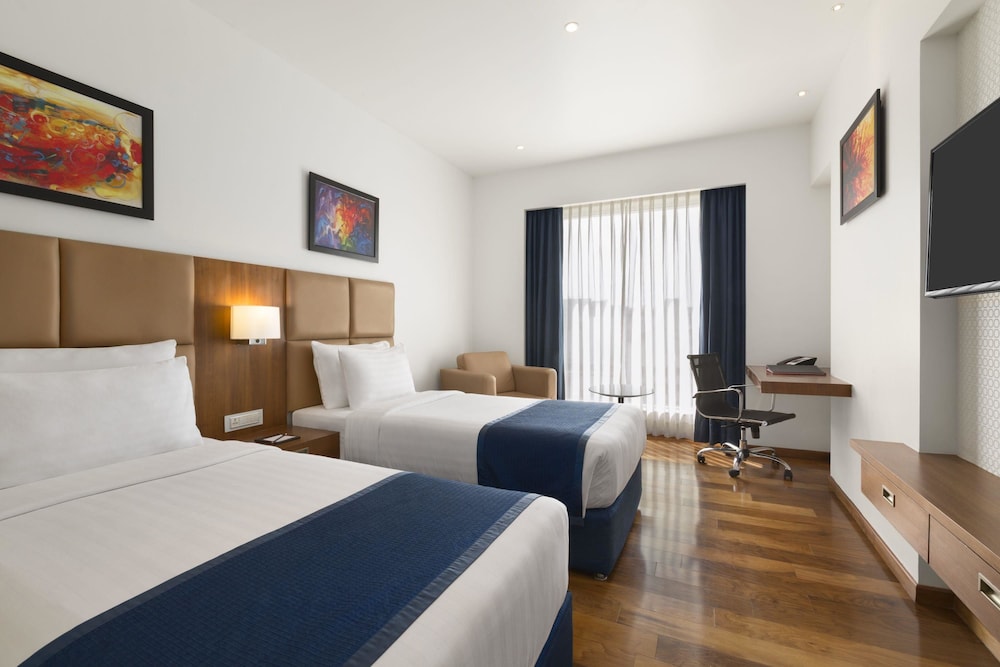 Ramada Encore Bangalore Domlur 15/50