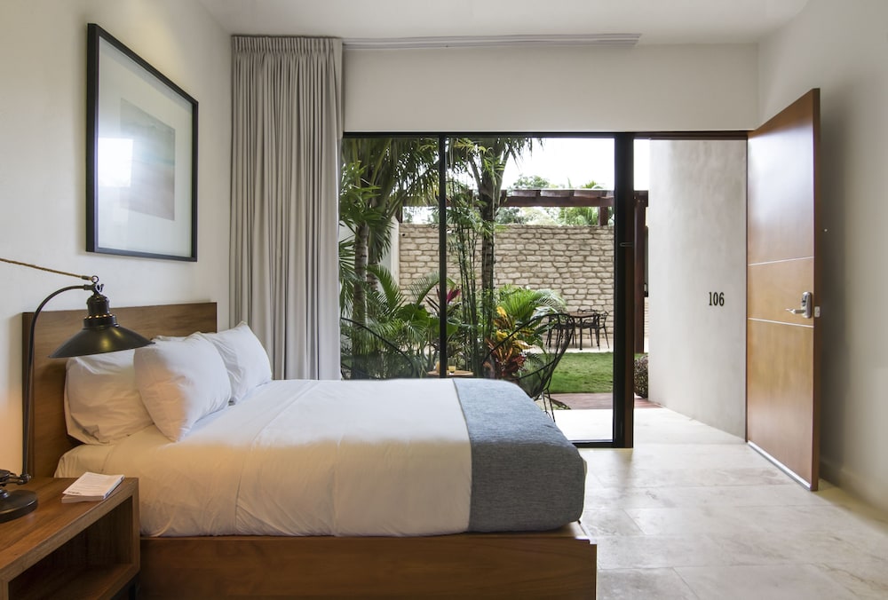 The Strabon Tulum 32/86