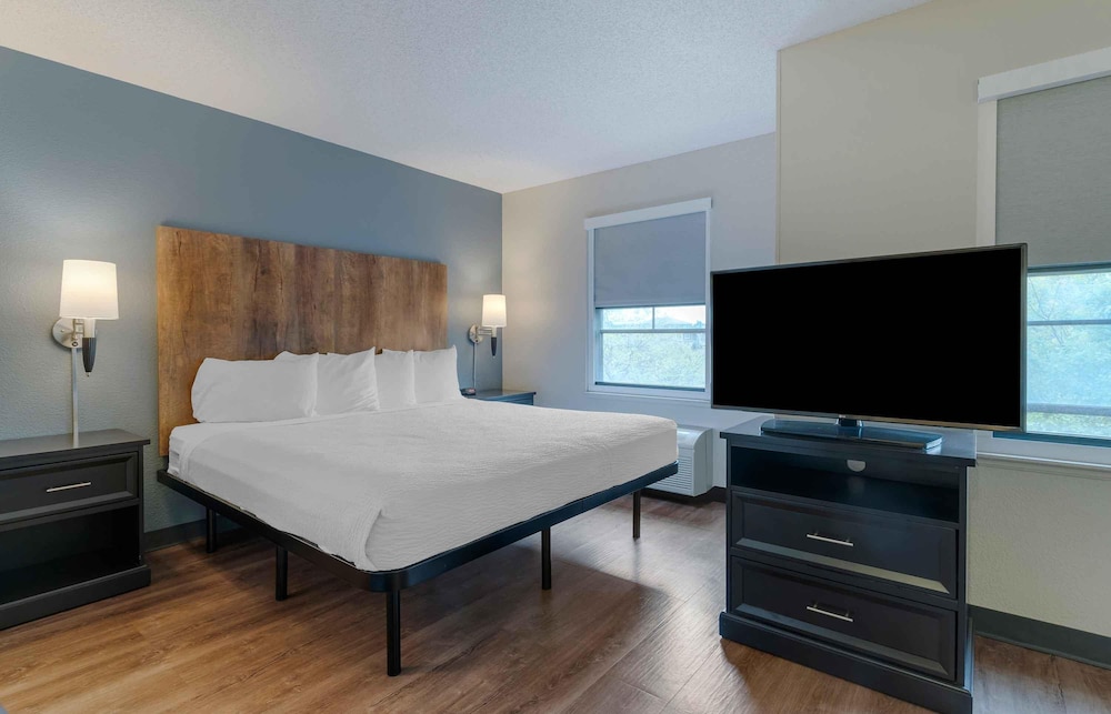 Extended Stay America San Francisco-San Carlos 19/67