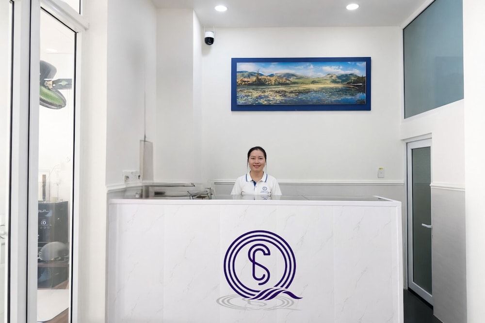 Q Song Chi Hotel 7/43