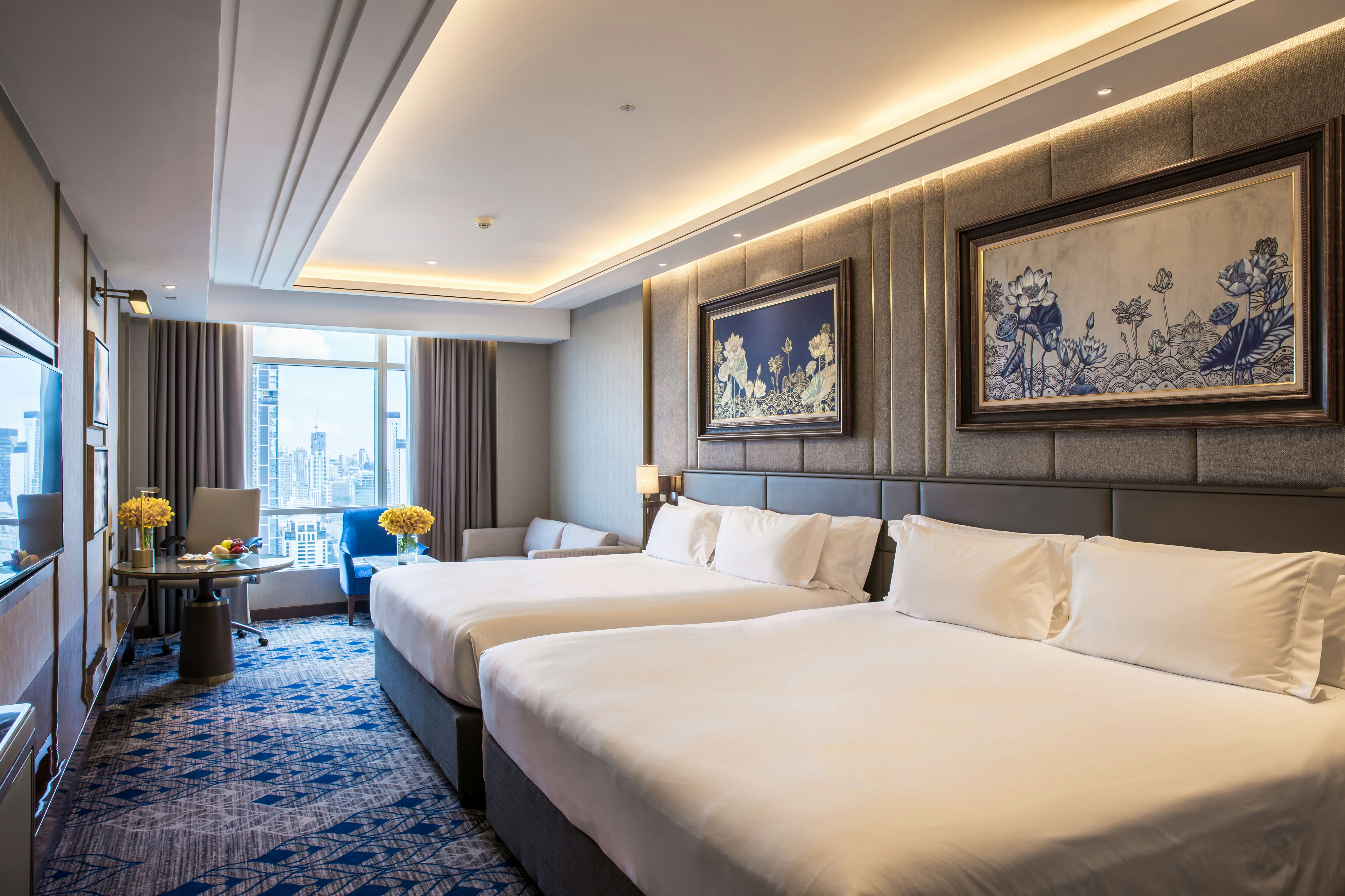 Centara Grand and Bangkok Convention Centre at CentralWorld 11/50