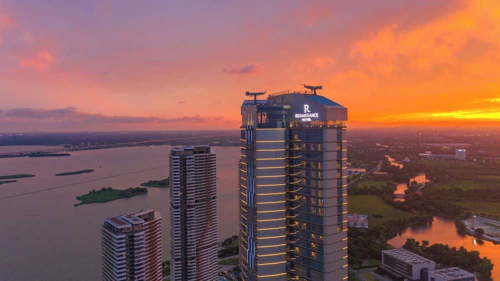 Renaissance Changzhou Wujin Hotel 3/38