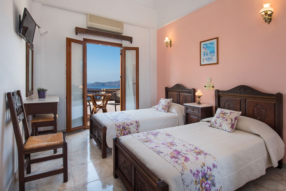 Astir Thira 12/57