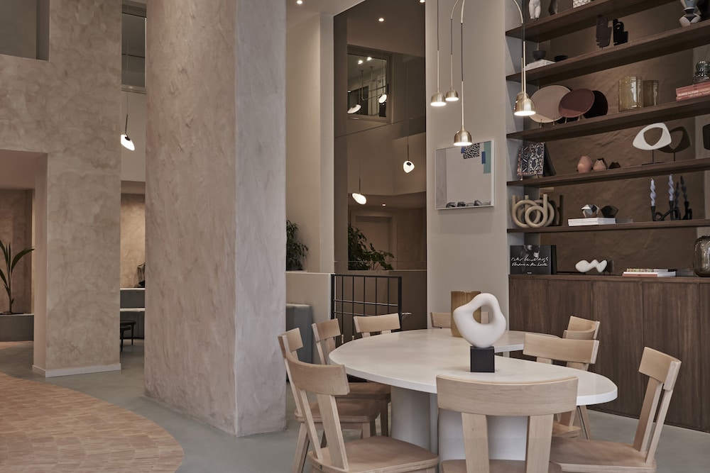 The Lekka Hotel 35/49