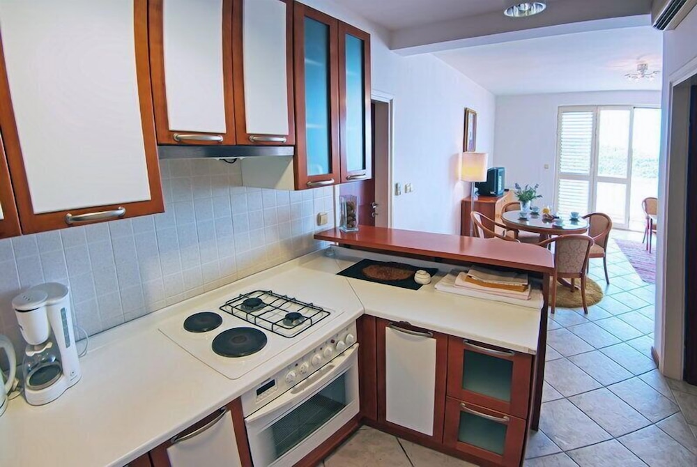 SIPA APARTMENTS 50/50