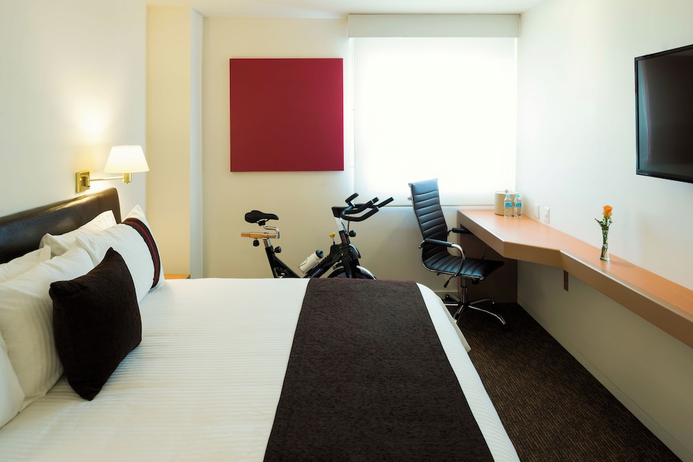 Hotel VM Express Queretaro 27/47