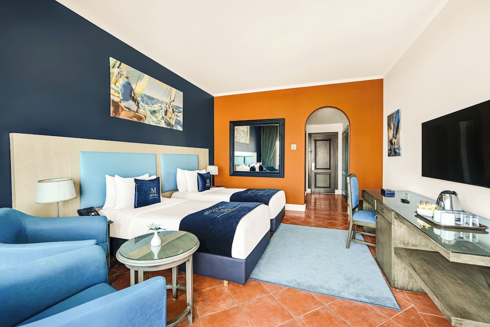 غرفة سوبيريور بسريرين منفصلين بإطلالة على البحر، M Hotels at Porto Marina 10/10