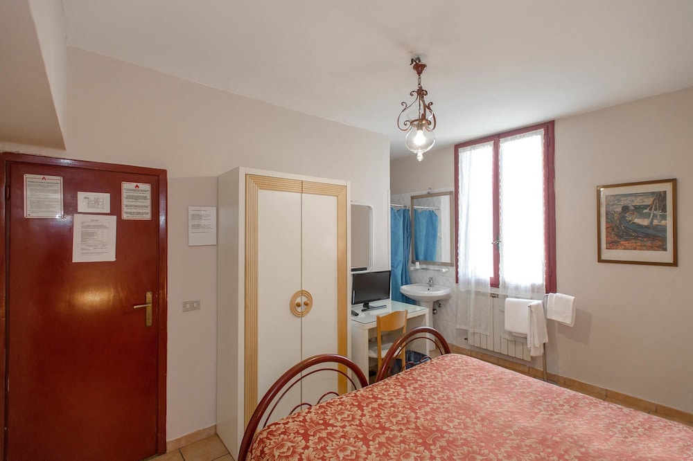 Hotel Masaccio Florence 38/59