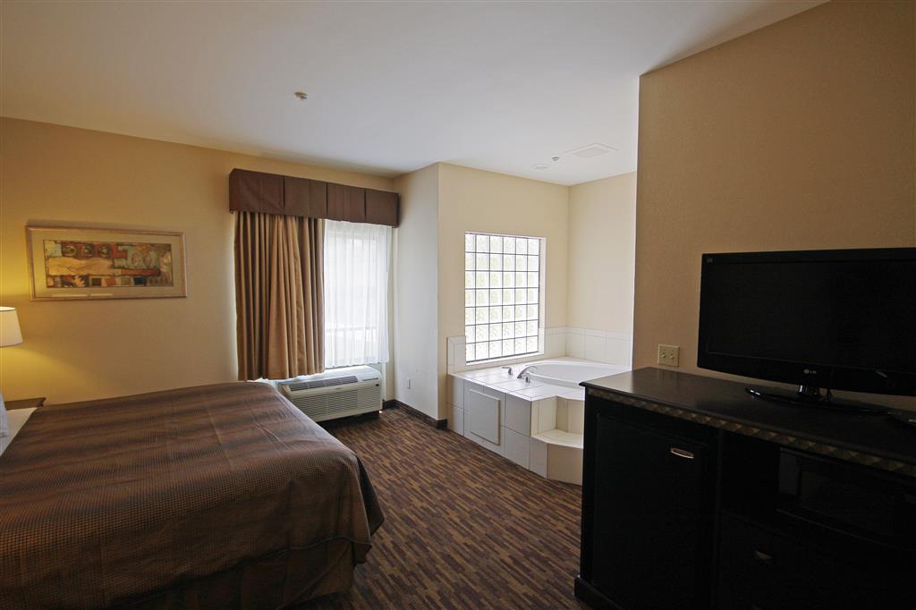 Super 8 by Wyndham Natchez 8/28