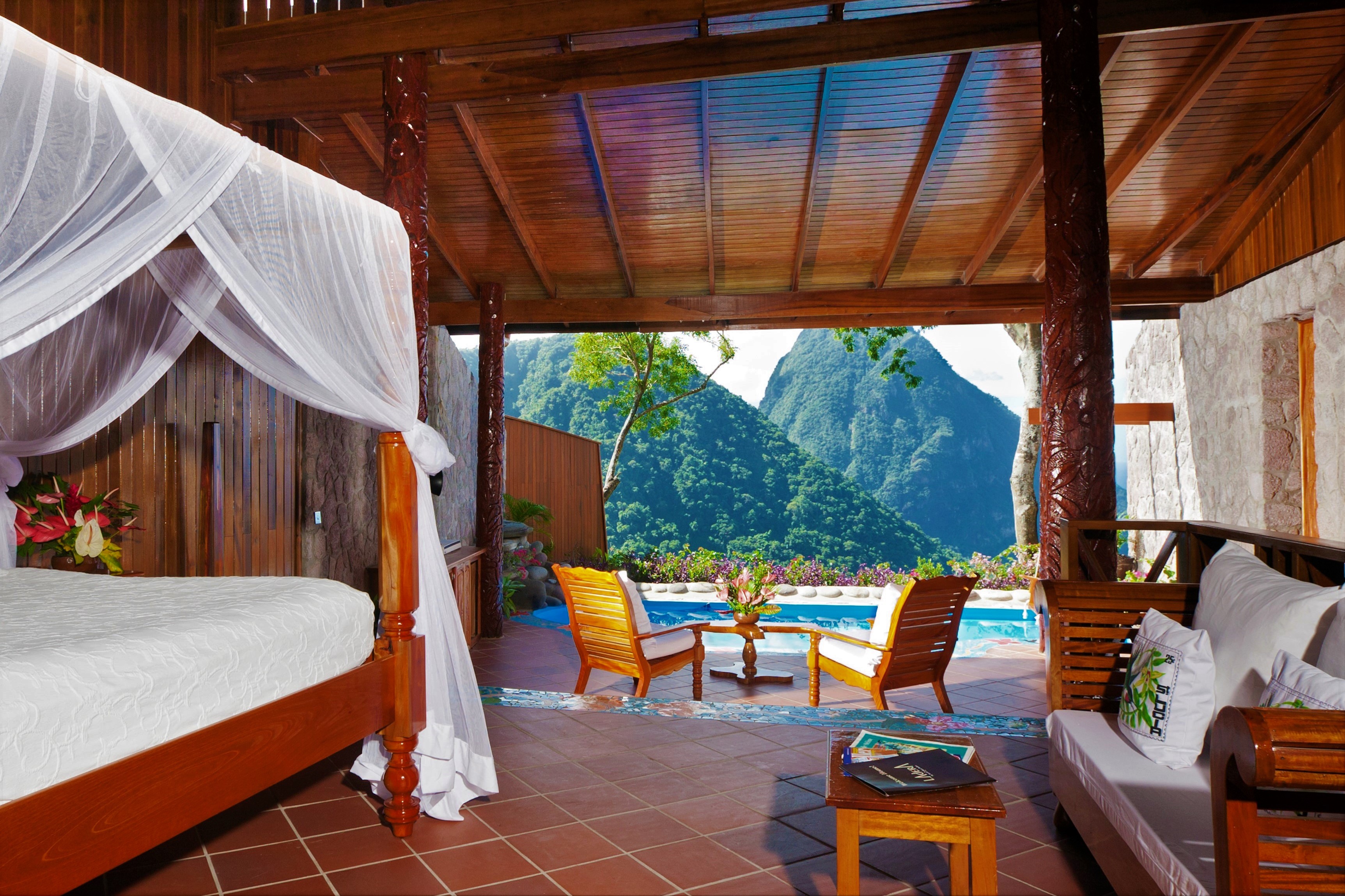Ridge, Paradise, Suite