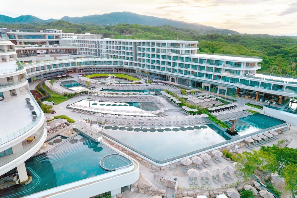 Secrets Bahia Mita Surf and Spa Resort 66/74