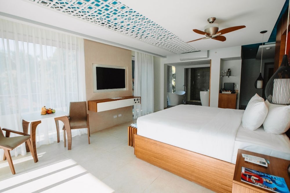 Azura Beach Resort - Adults Only 35/67