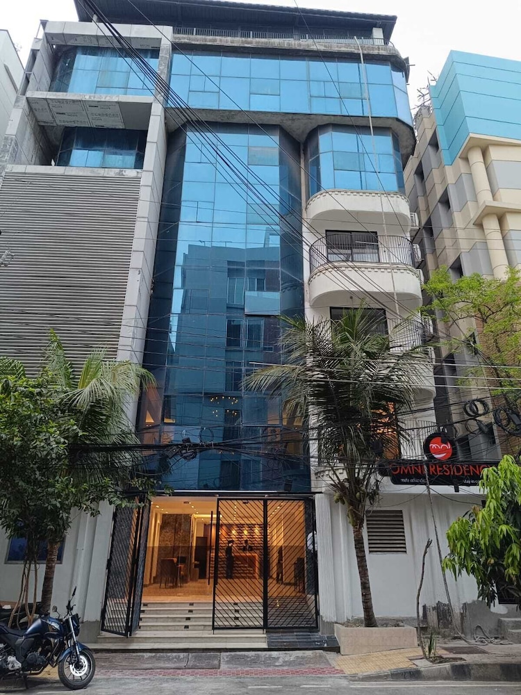 Hotel Omni Residency Baridhara photo2