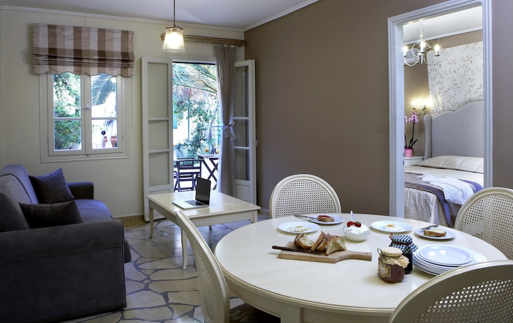Dafnoudi Hotel Apartments 31/44