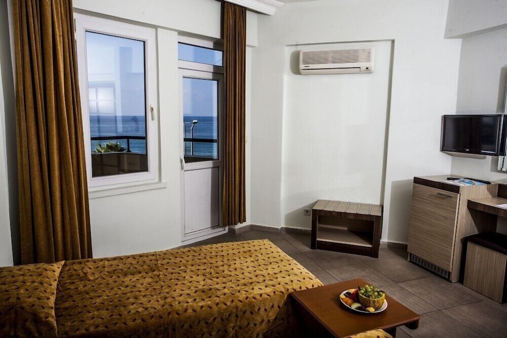 Kleopatra Beach Hotel 37/59