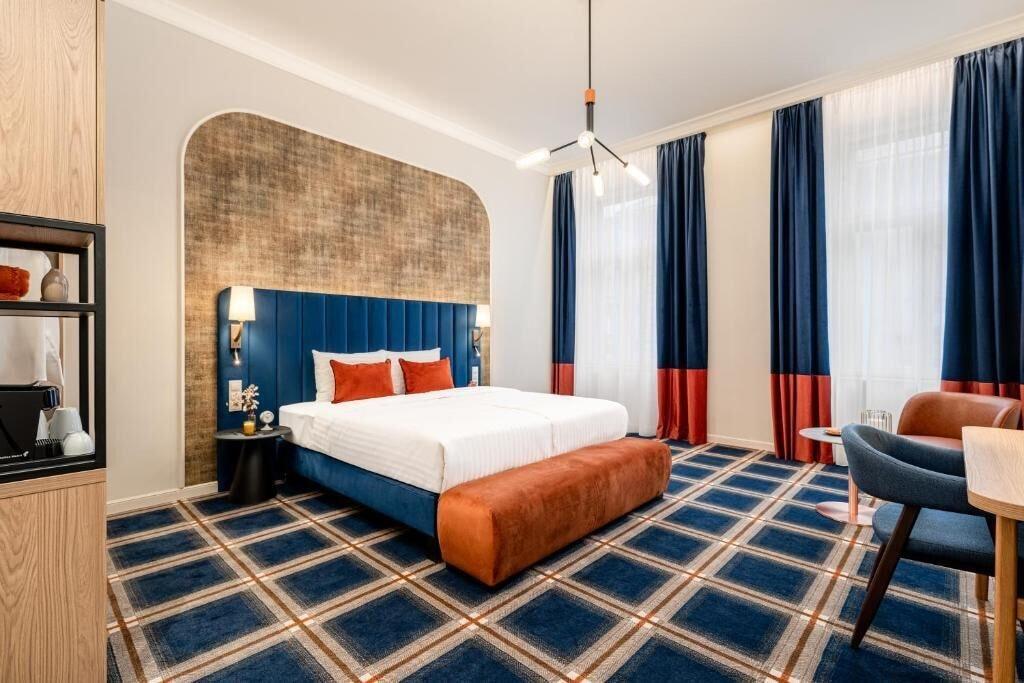 Basiliq Hotel 20/50