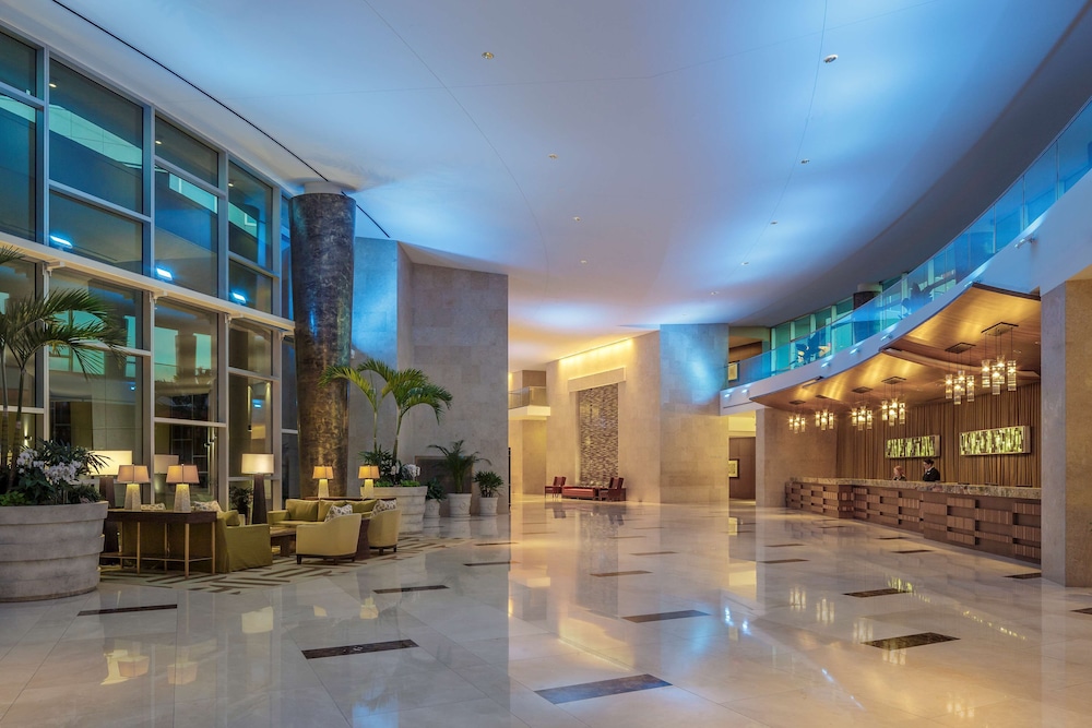 Hyatt Regency Orlando 8/84