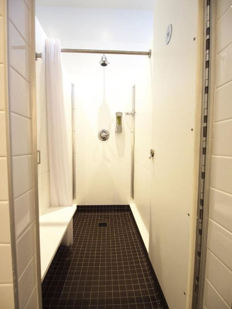 HI New York City Hostel 28/31