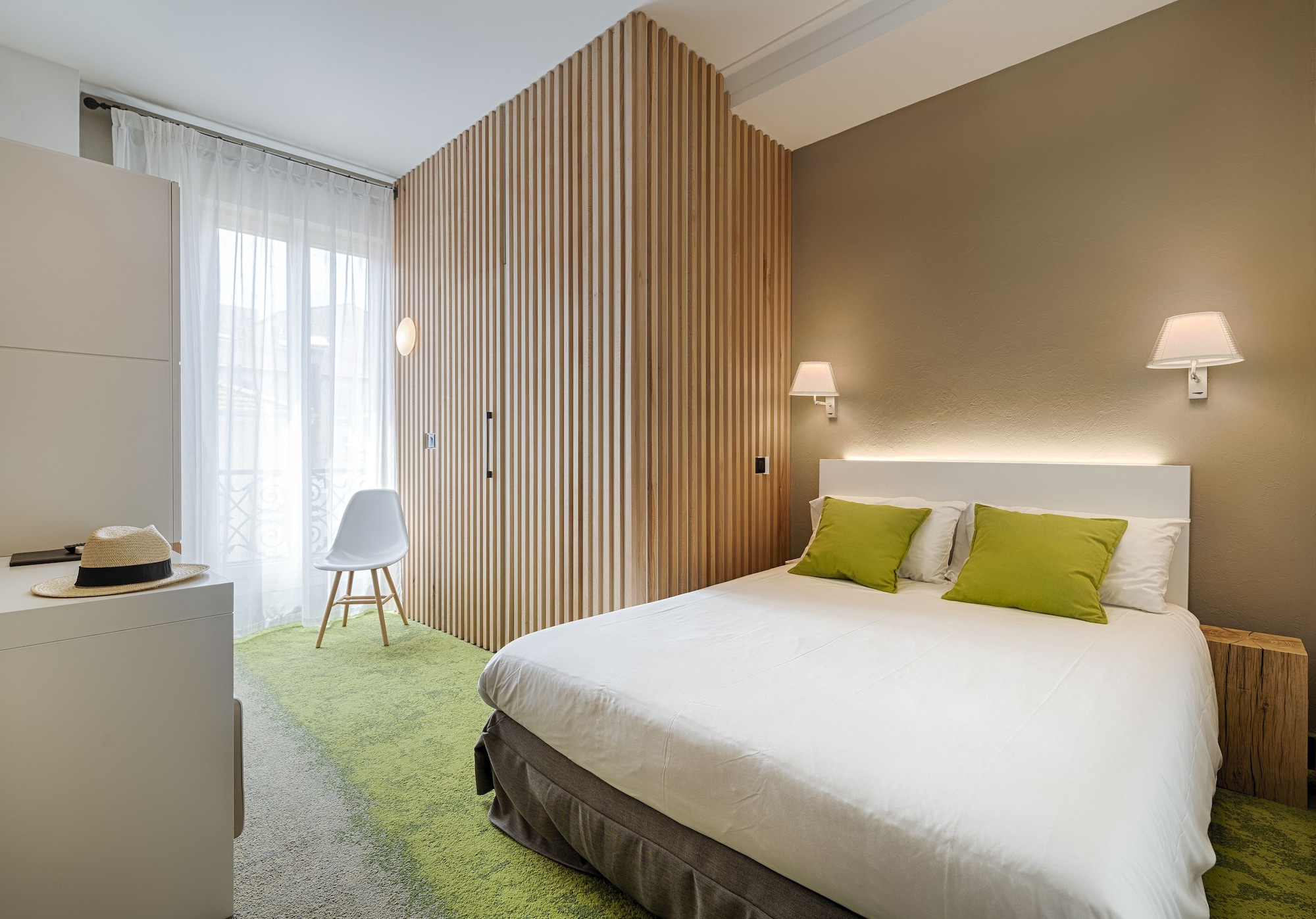 STANDARD, DOUBLE BED, BALCONY