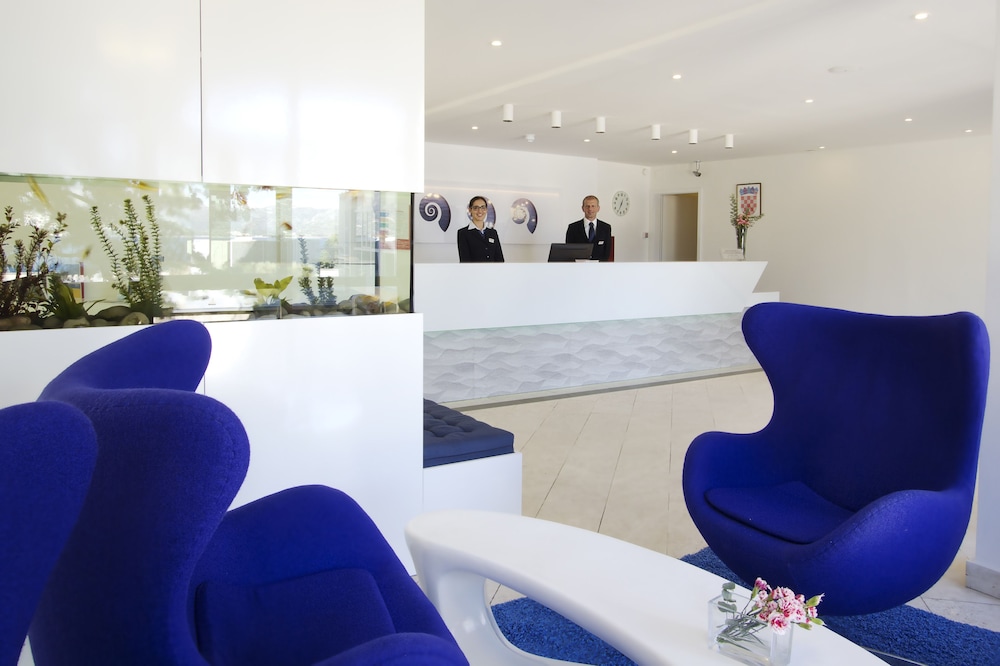 Lobby at Hotel Cavtat, KONAVLE