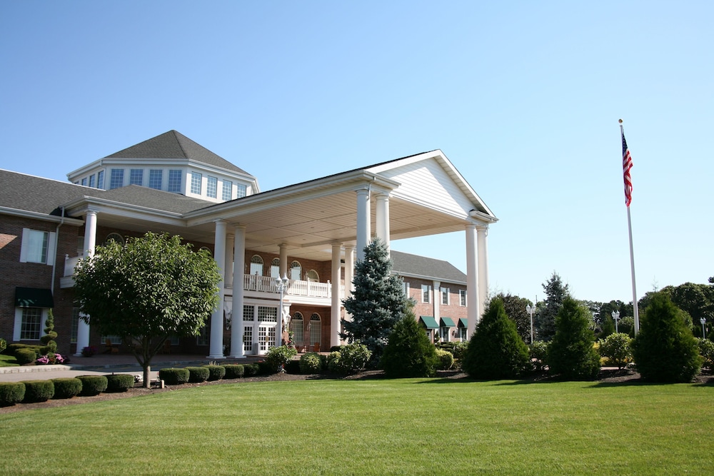 The Inn And Spa At East Wind 68/70