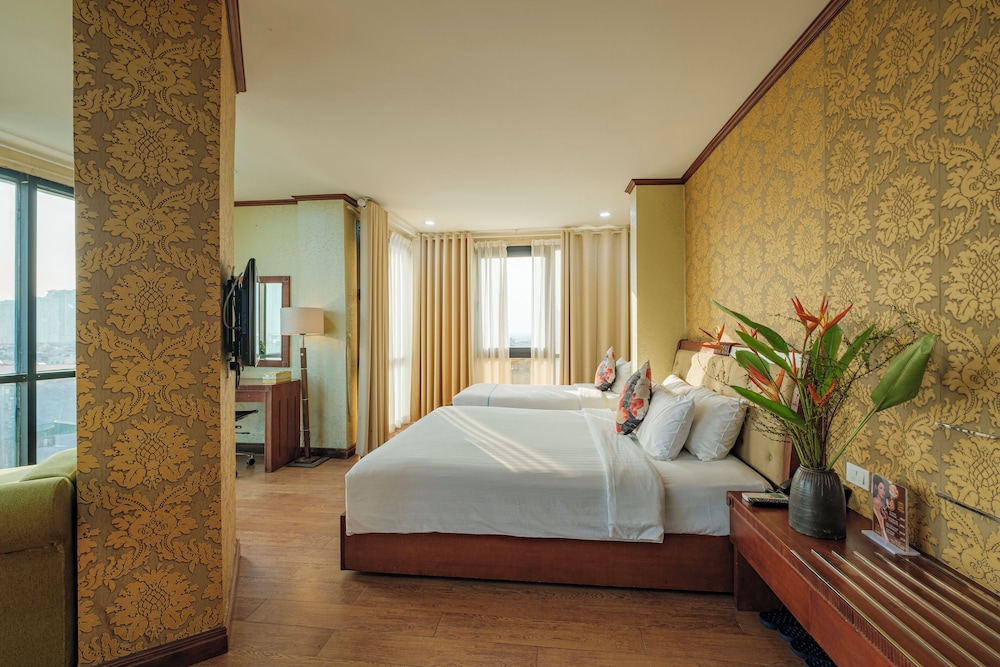 Sunset Westlake Hanoi Hotel 30/74