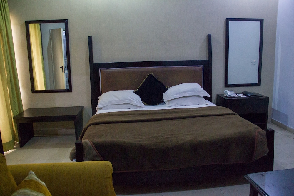 Georgetown Hotels Apartments & Suites 20/68
