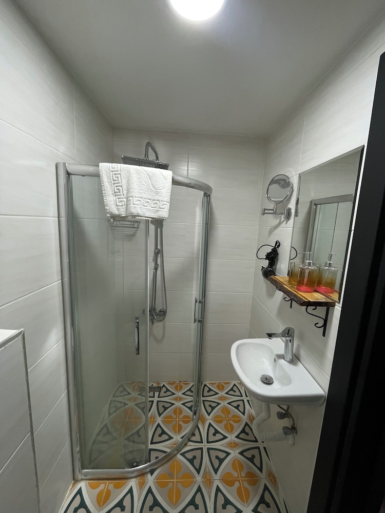 Reu de Hotel 38/38