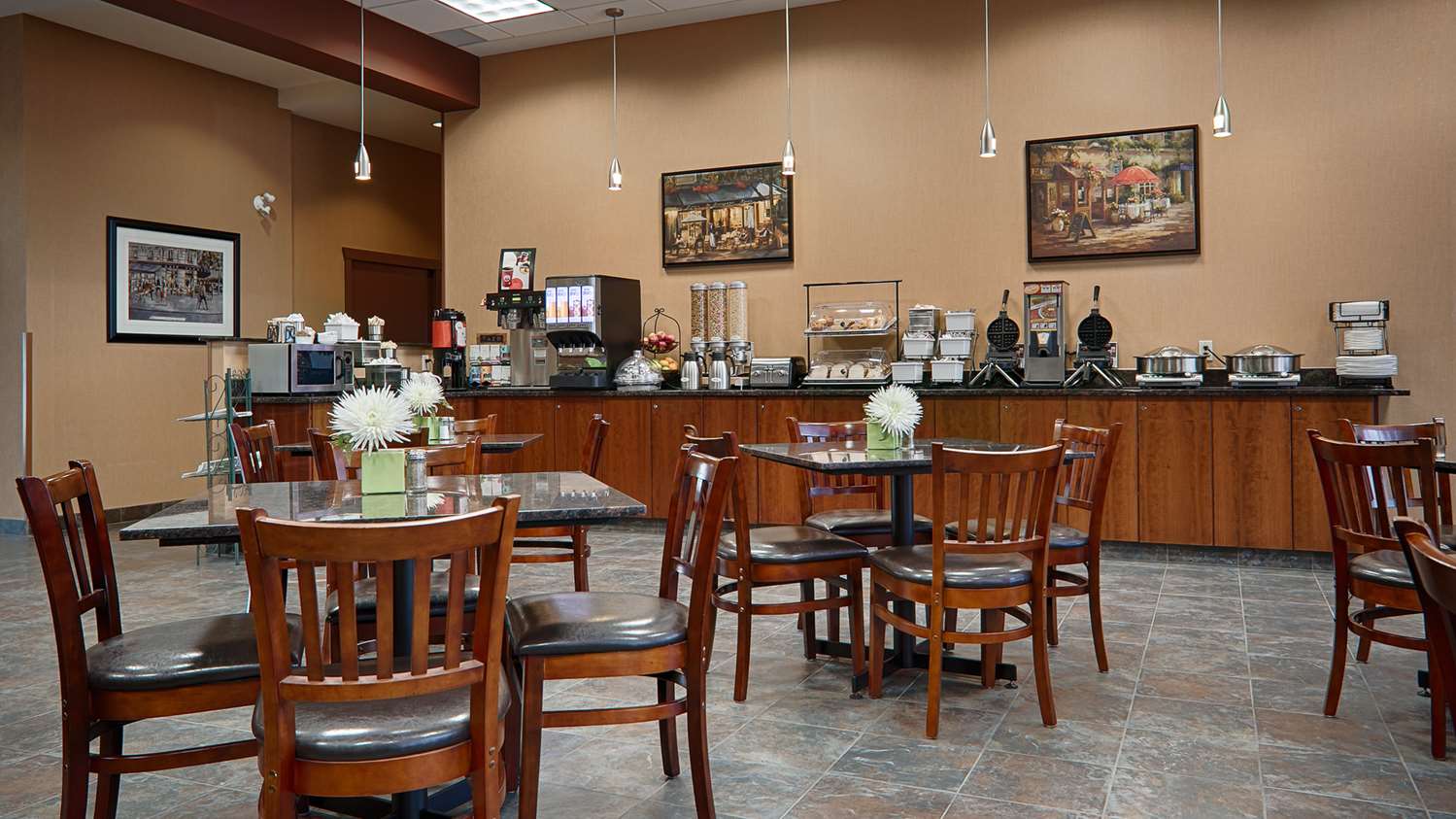 Best Western Plus Chateau Inn Sylvan Lake 11/15