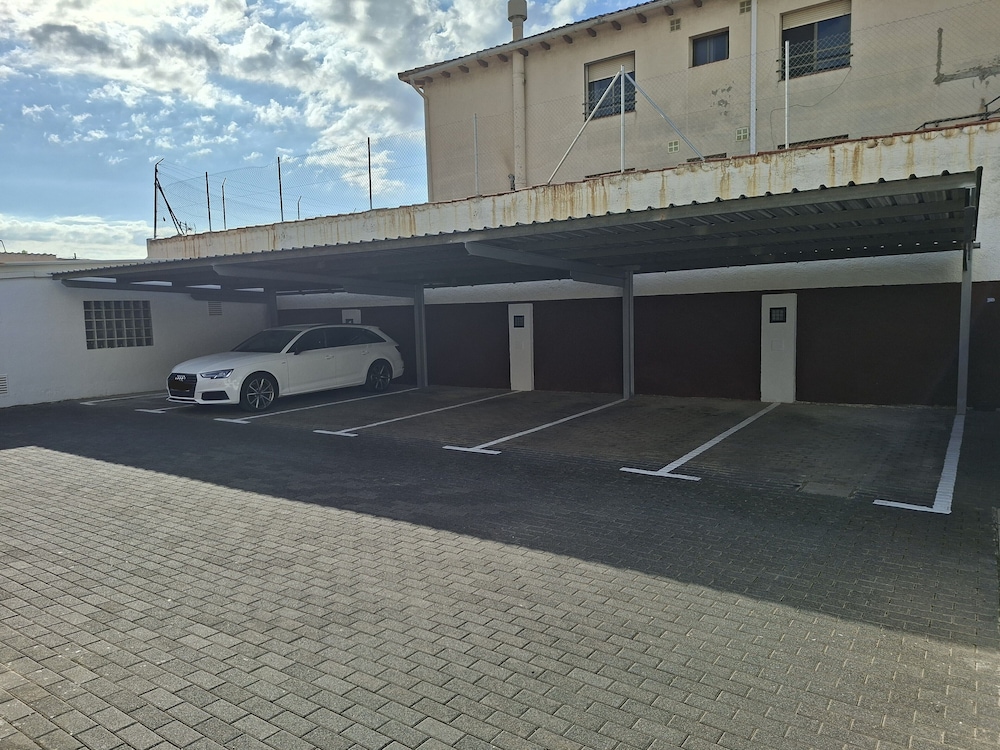 Hotel 139 57/63