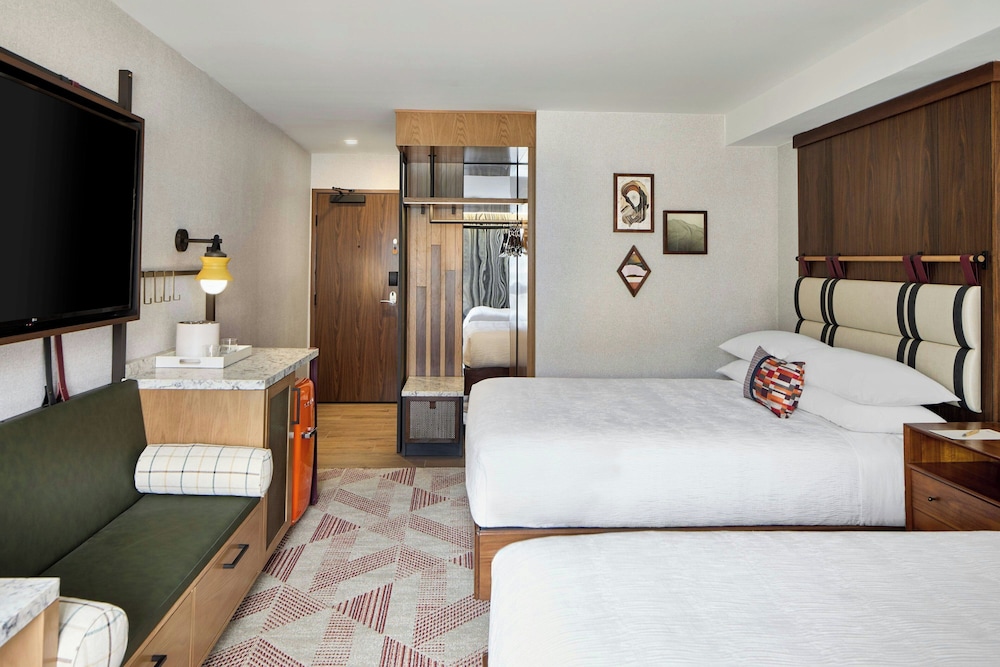 Room, 2 Queen Beds