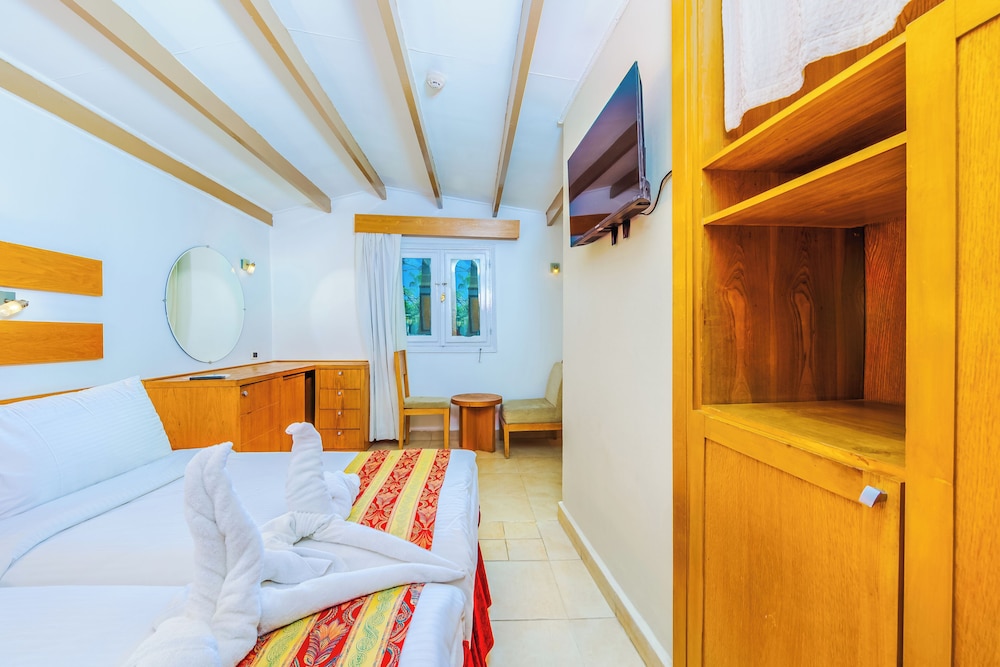 Ghazala Beach Hotel 14/50