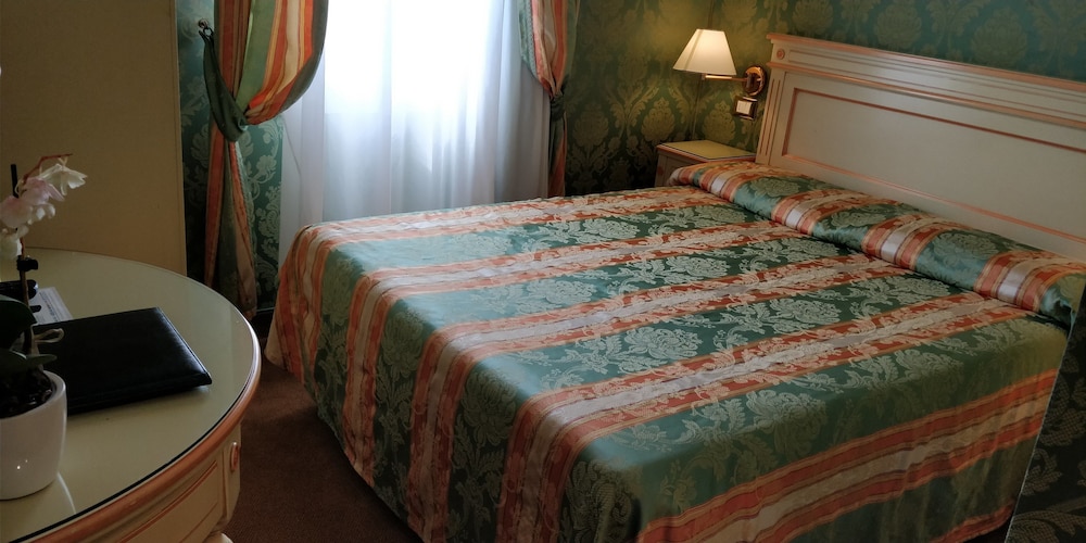 Hotel Villa Delle Palme 17/79