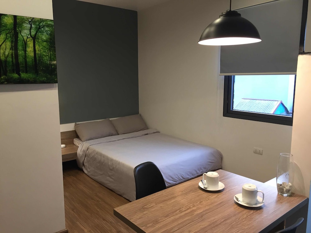 Unique Serviced Apartment photo4