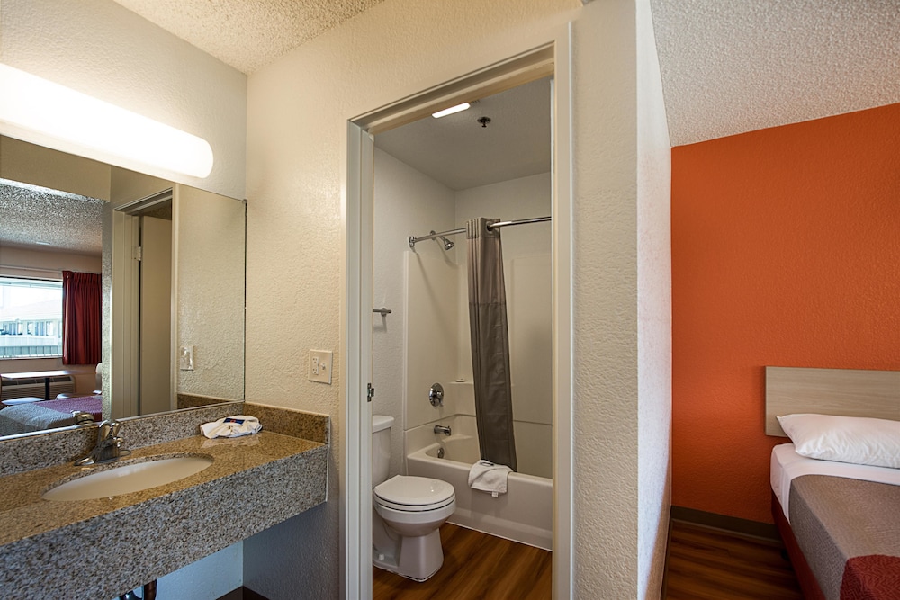 Motel6 Sparks, NV - Airport - Sparks 31/52