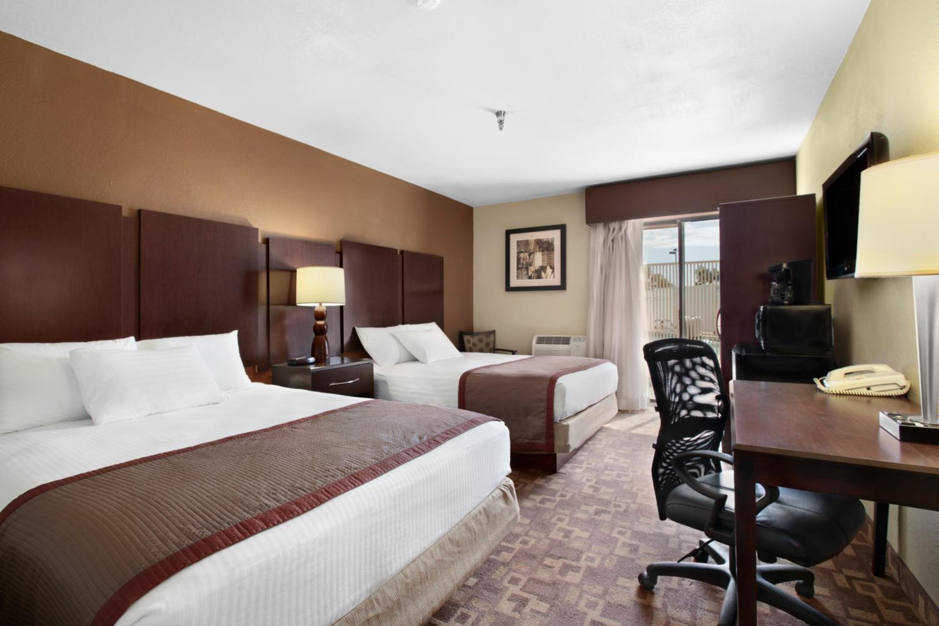 ROOM, 2 QUEEN BEDS