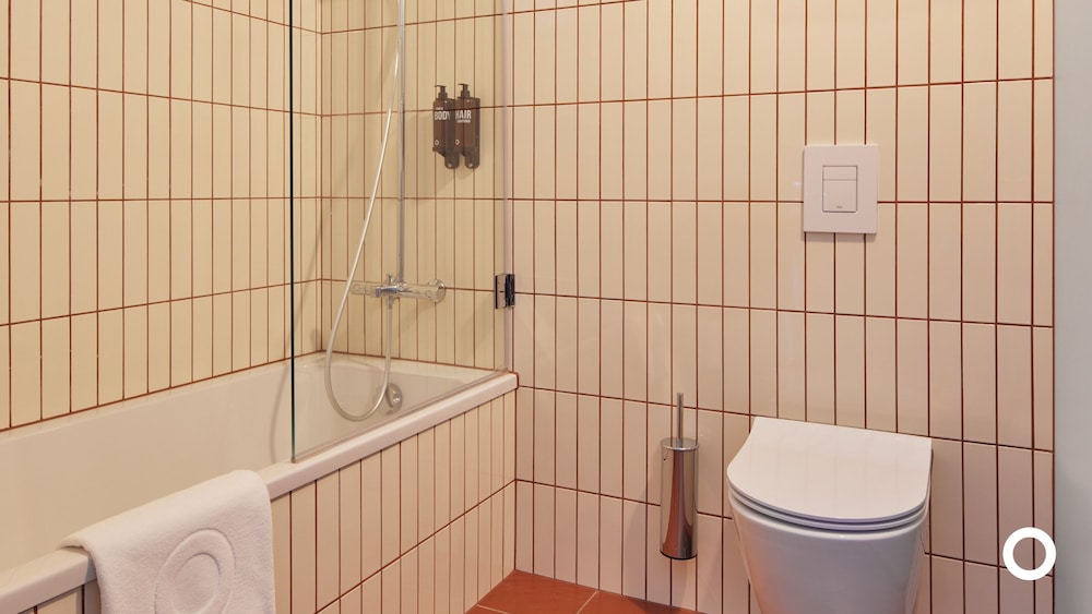 Grandi By Center Hotels 64/67