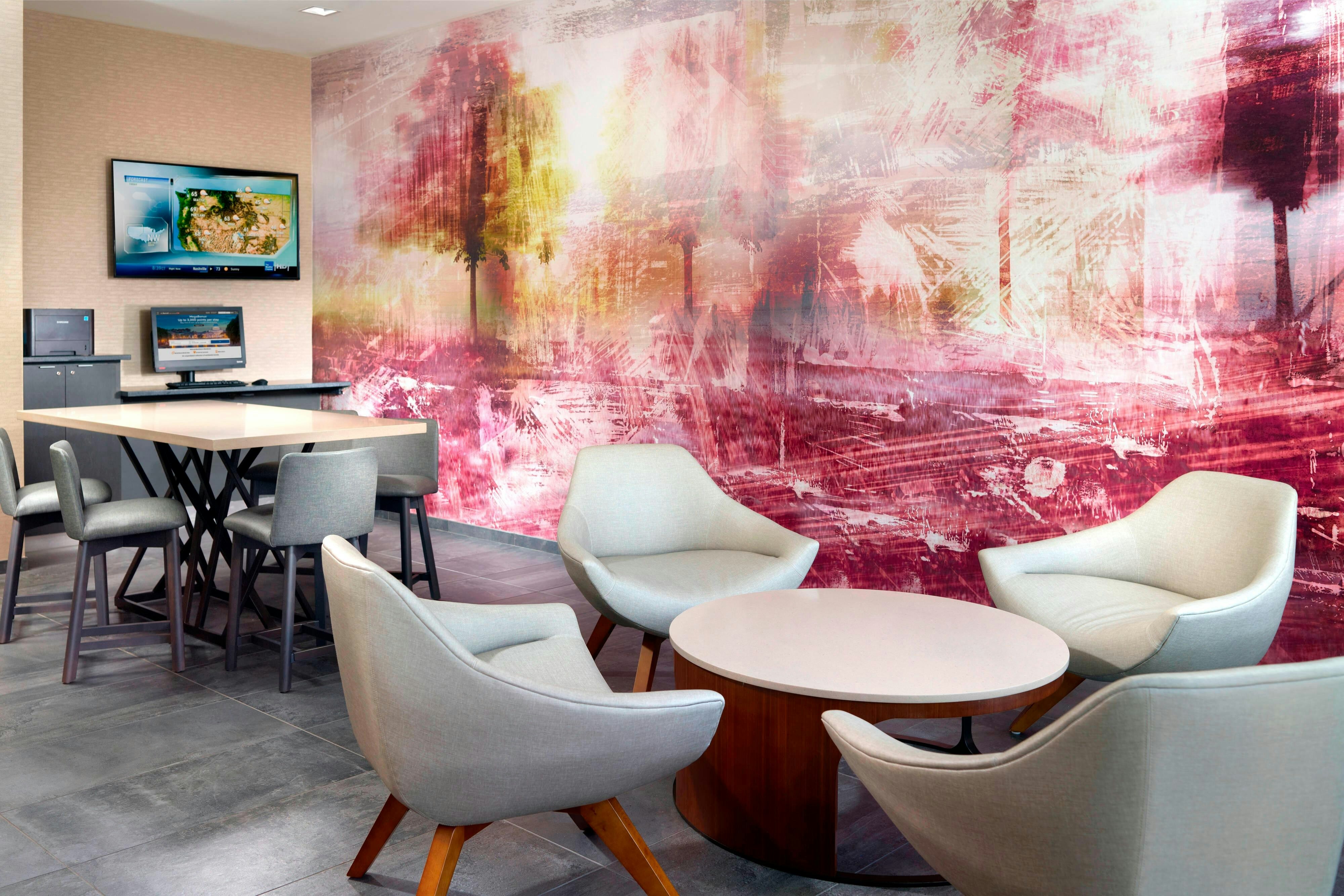 Courtyard By Marriott Lagrange 32/45