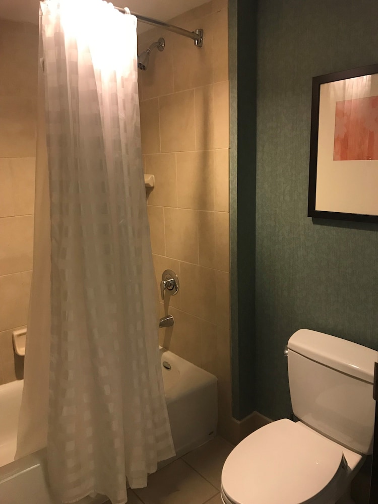 Hyatt Place Santa Fe 69/72