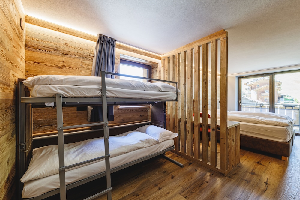 Steinbock Hotel 6/31