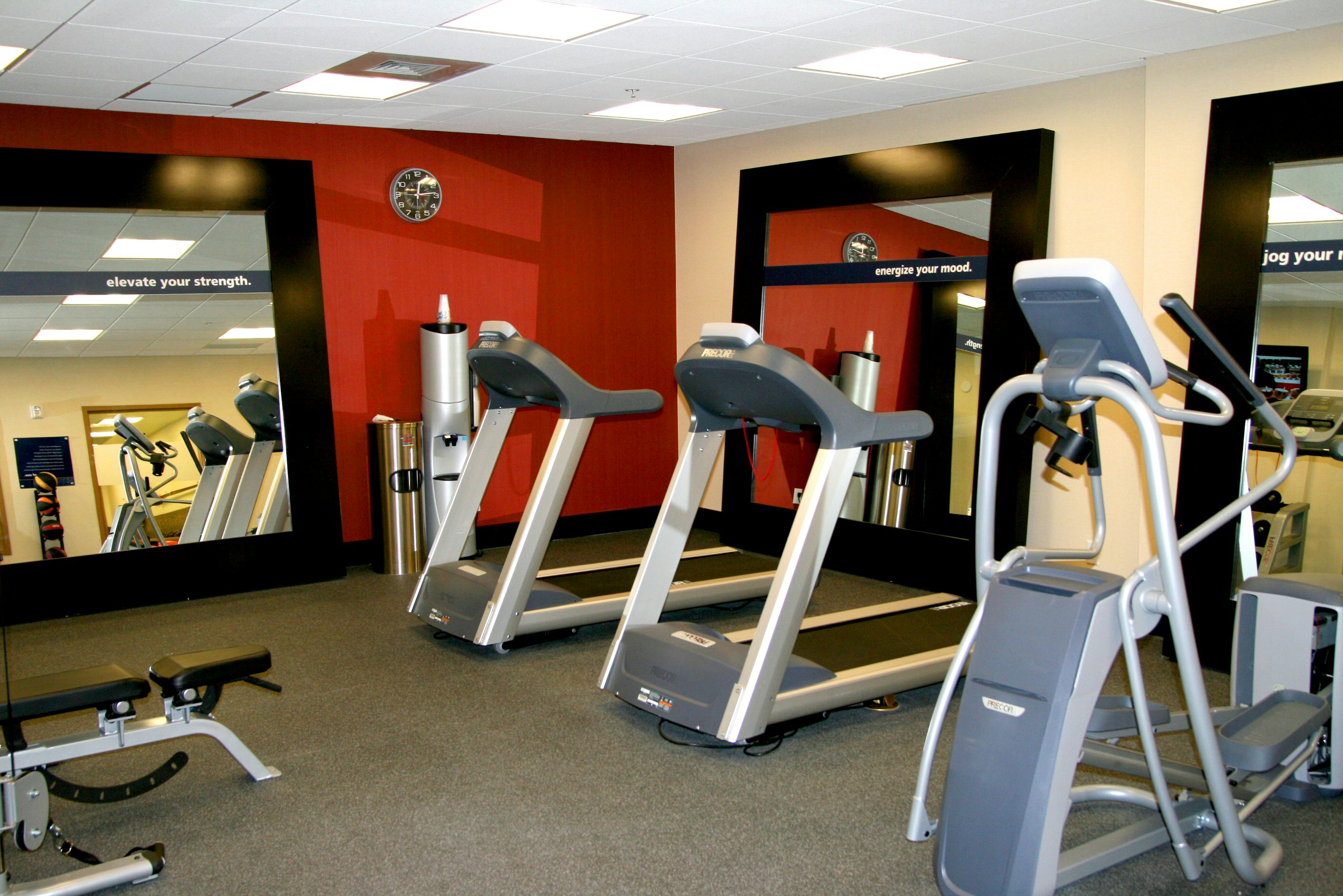 Hampton Inn and Suites Salt Lake City / Univ Foothill Dr UT 39/69