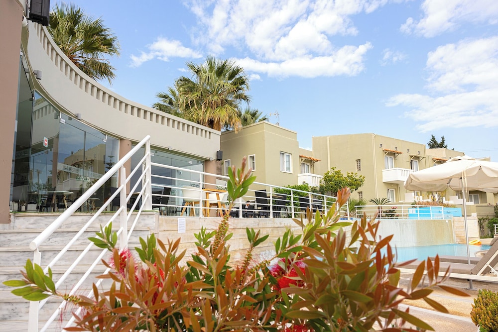 Pelagia Bay 7/74