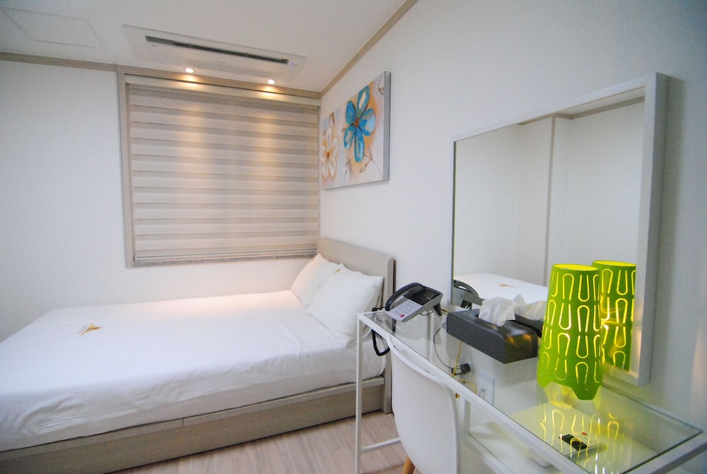 Inn-The City Business Hotel 27/53