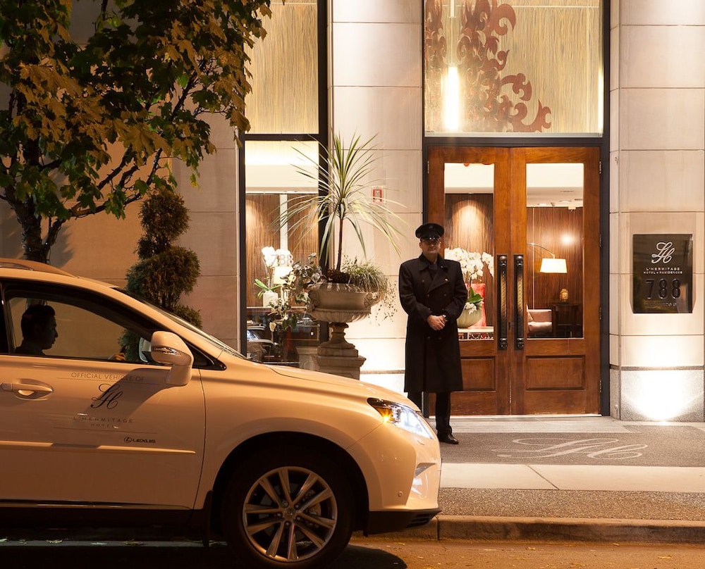 L'Hermitage Hotel 12/70
