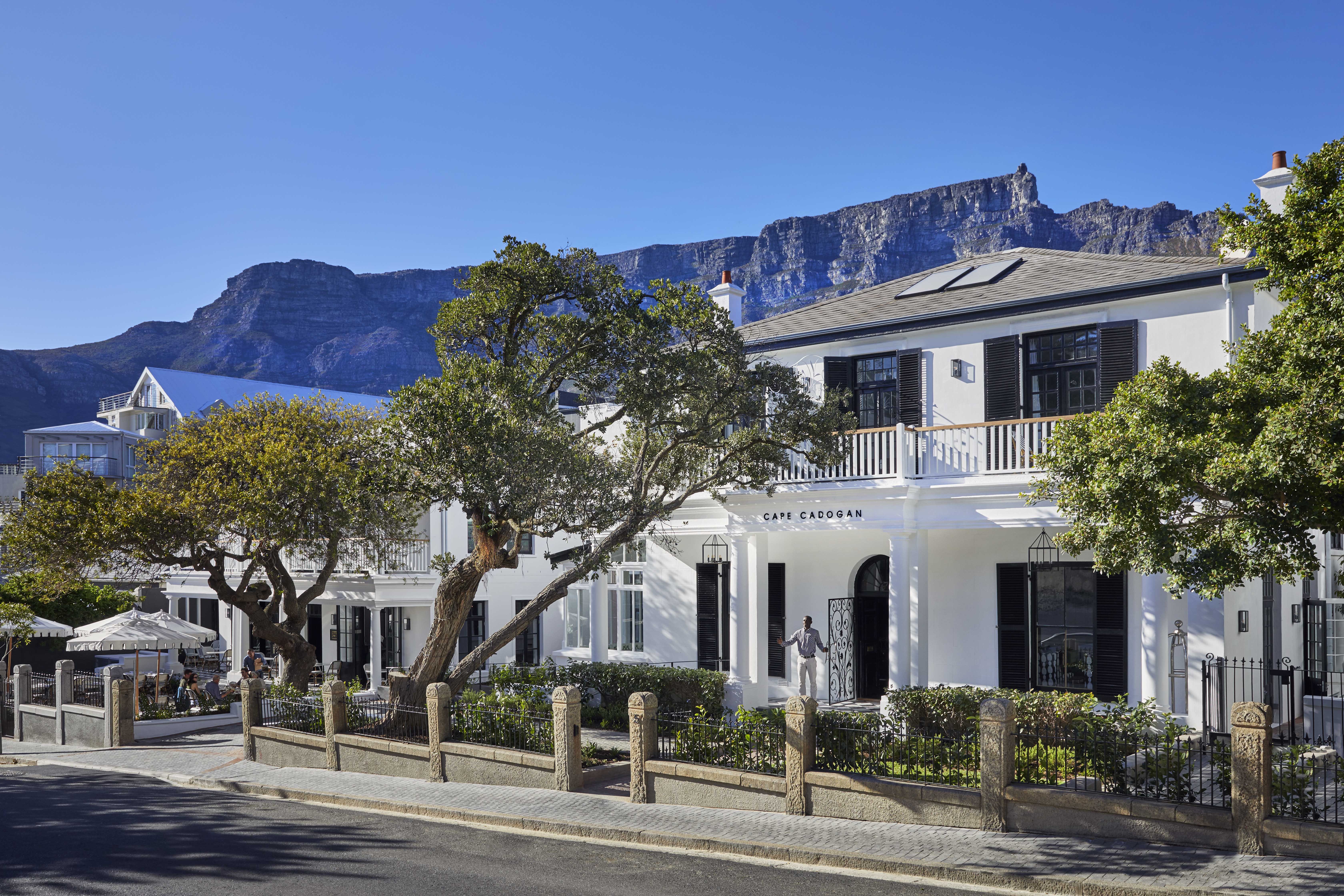 Cape Cadogan 4/41