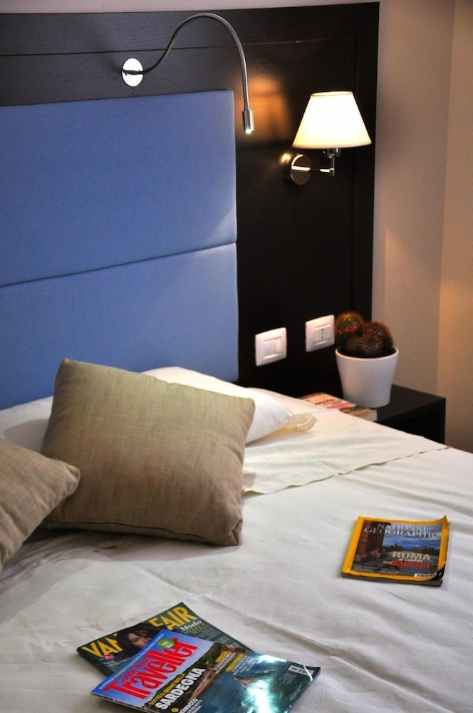 Hotel 325 Tor Vergata 16/28
