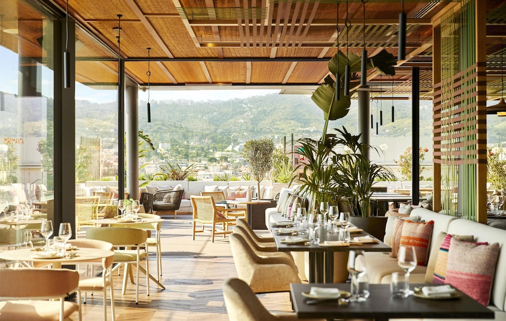 Grand Hyatt Barcelona 50/62