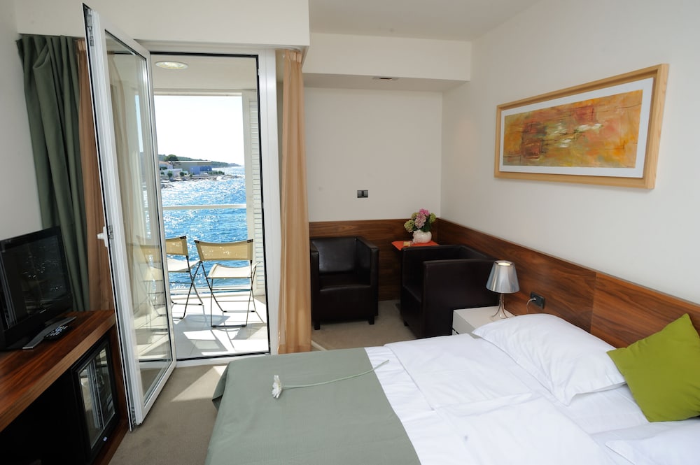 Hotel Vrilo - Adults Only 9/24