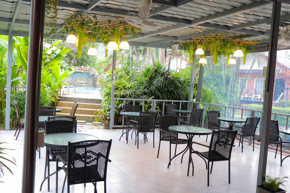 Andaman Seaside Resort Phuket 39/60